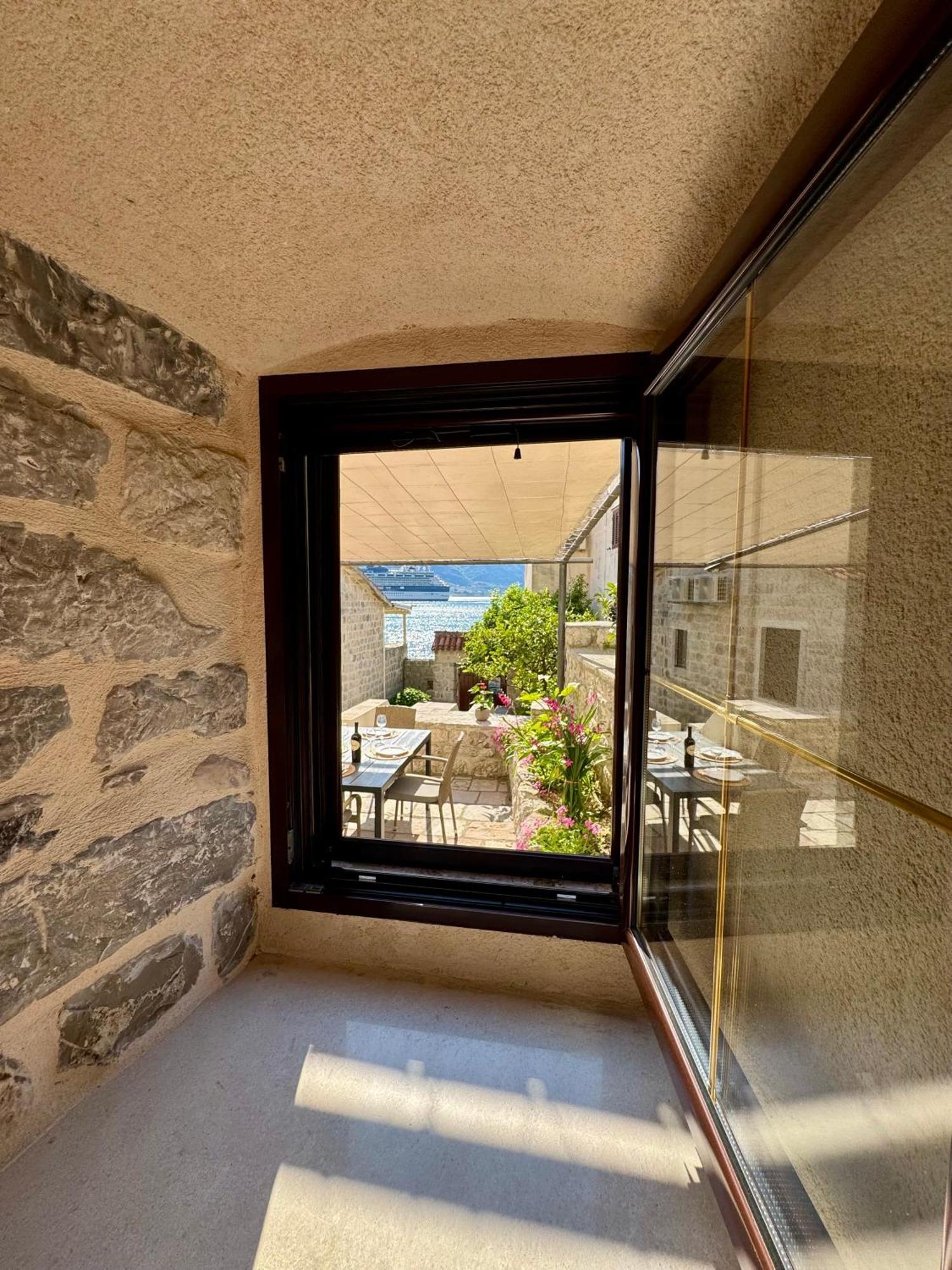 Apartments Radonicic Kotor Luaran gambar