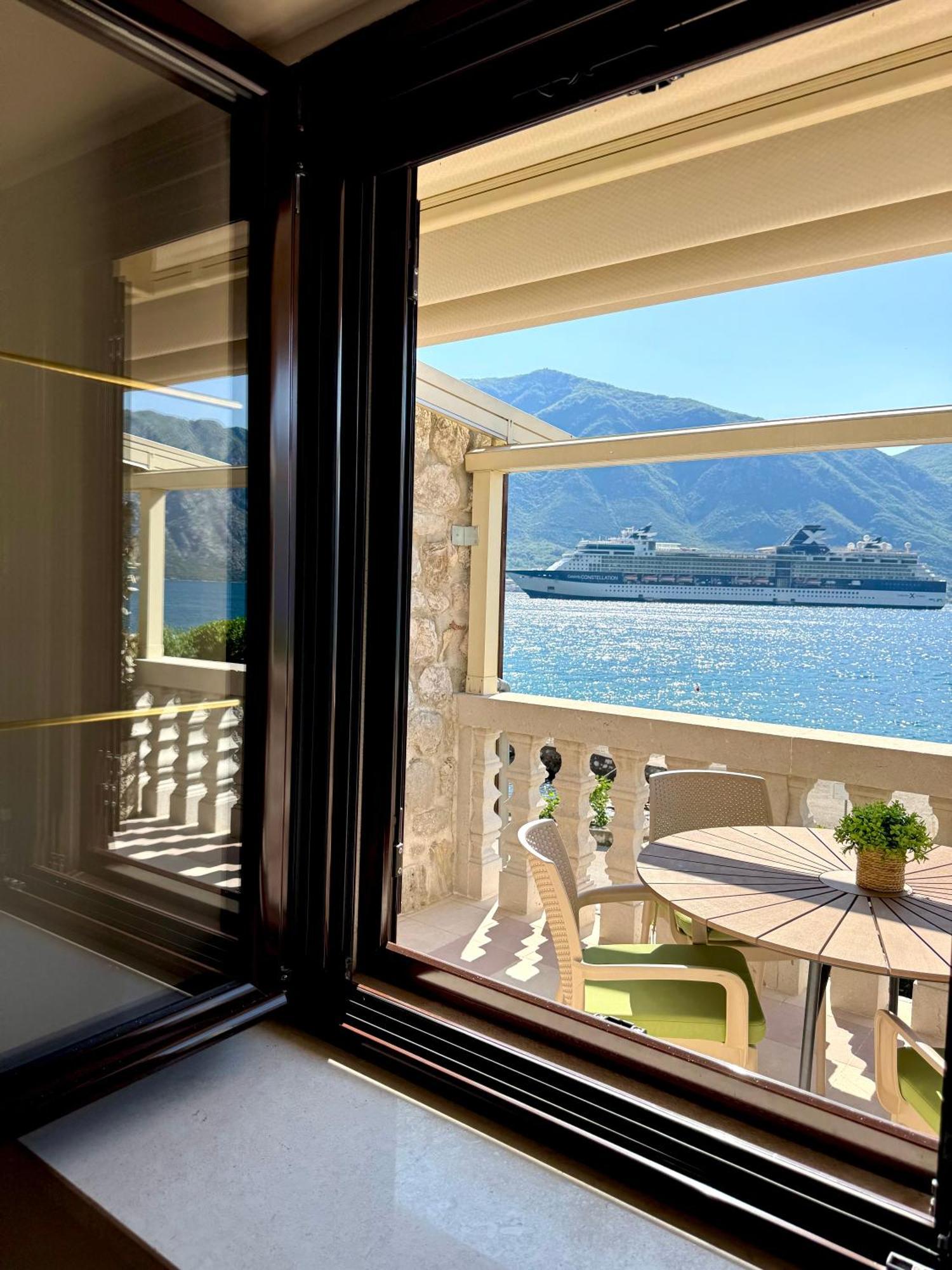 Apartments Radonicic Kotor Luaran gambar