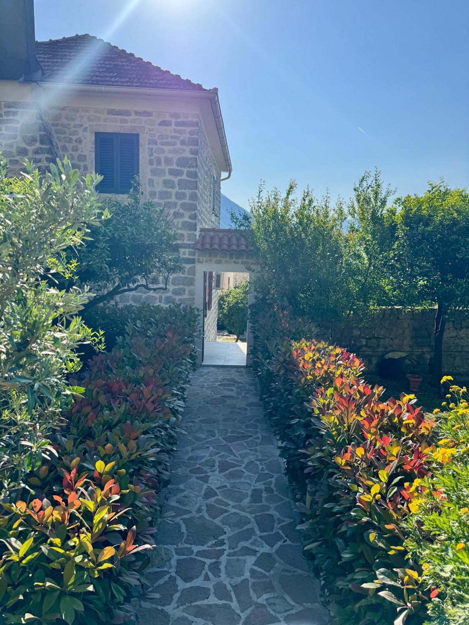 Apartments Radonicic Kotor Luaran gambar